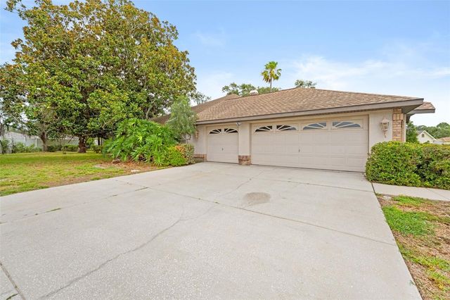12239 FOREST CREST COURT, Spring Hill, FL 34609