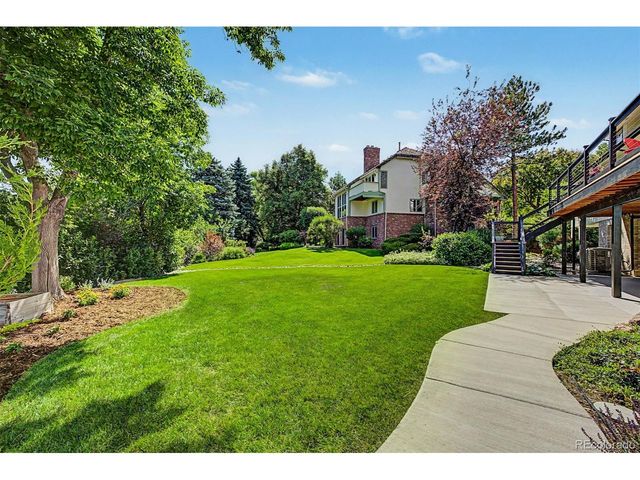 1519 E Maplewood Ct, Littleton, CO 80121