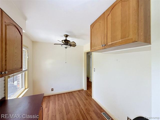 1757 Riverbank Street, Lincoln Park, MI 48146