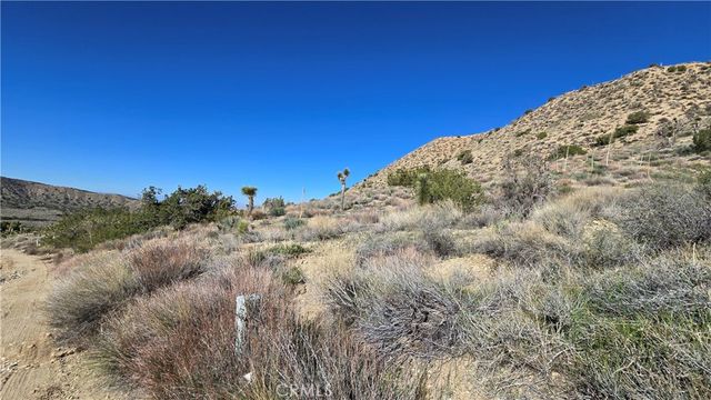 0 Pinon Road to Mescal Highlands, Llano, CA 93544