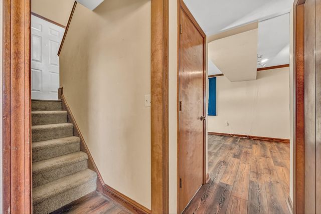 300 Brittany LN, Salem, VA 24153