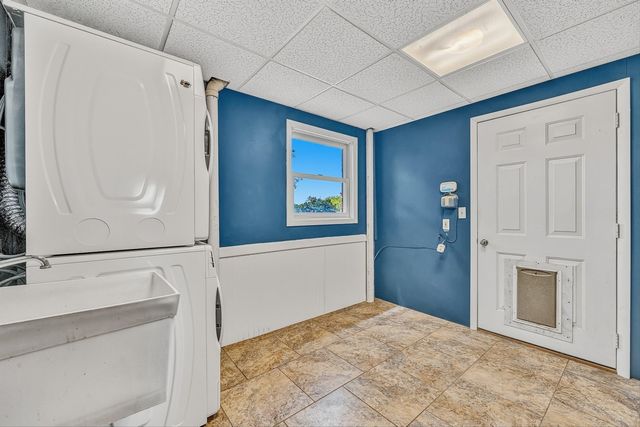 300 Brittany LN, Salem, VA 24153