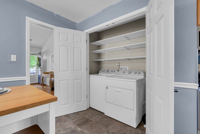 1921 Timberline Cir, Oak Grove, KY 42262