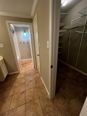 2425 Underwood Street 242, Houston, TX 77030