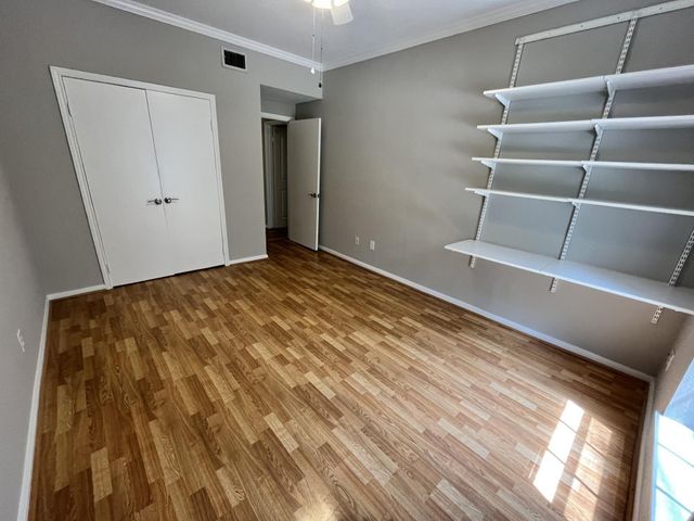 2425 Underwood Street 242, Houston, TX 77030