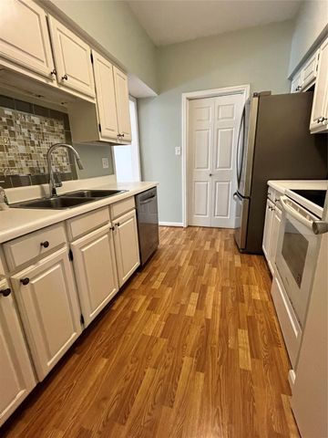 2425 Underwood Street 242, Houston, TX 77030
