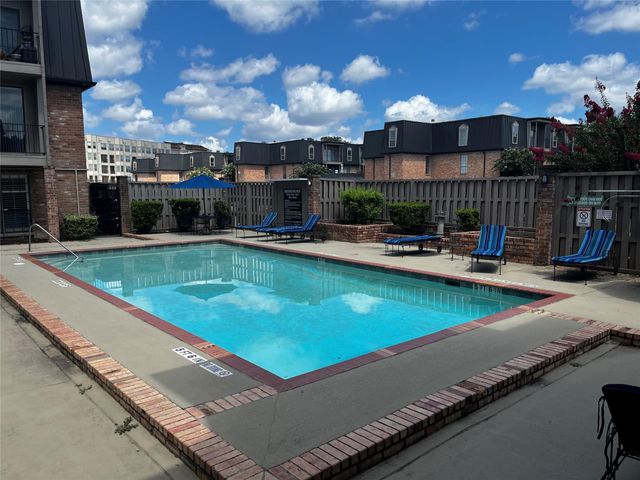 2425 Underwood Street 242, Houston, TX 77030