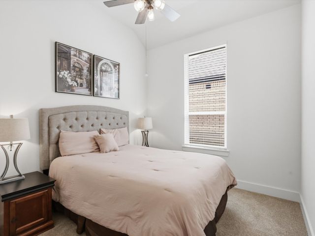 505 Red Barn Drive, Van Alstyne, TX 75495