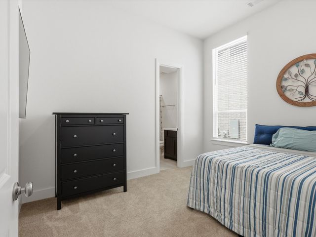 505 Red Barn Drive, Van Alstyne, TX 75495