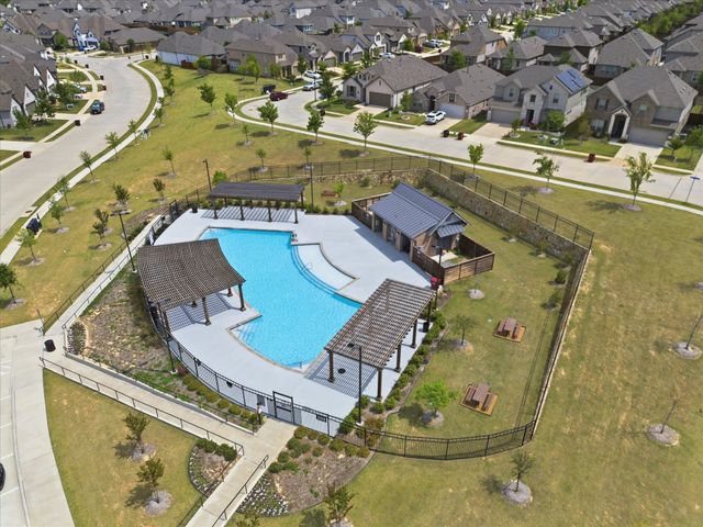 505 Red Barn Drive, Van Alstyne, TX 75495