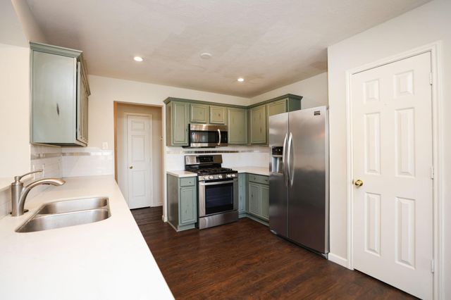 18202 Almonte Lane, Tomball, TX 77377