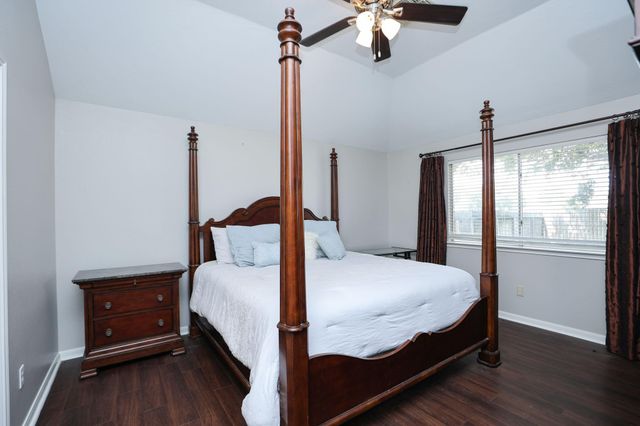 18202 Almonte Lane, Tomball, TX 77377