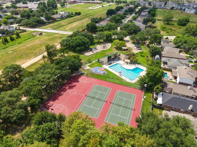 18202 Almonte Lane, Tomball, TX 77377