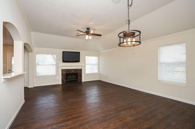 18202 Almonte Lane, Tomball, TX 77377
