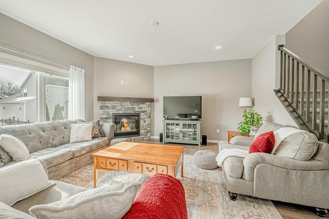 6115 WHITE DAISY Court, Mcfarland, WI 53558