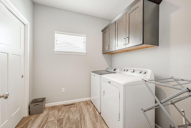 6115 WHITE DAISY Court, Mcfarland, WI 53558