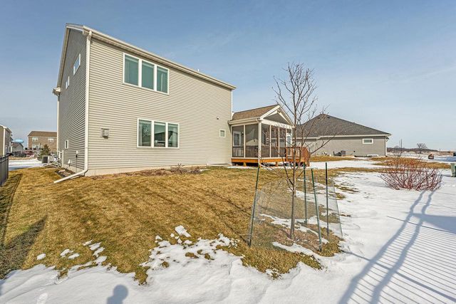 6115 WHITE DAISY Court, Mcfarland, WI 53558
