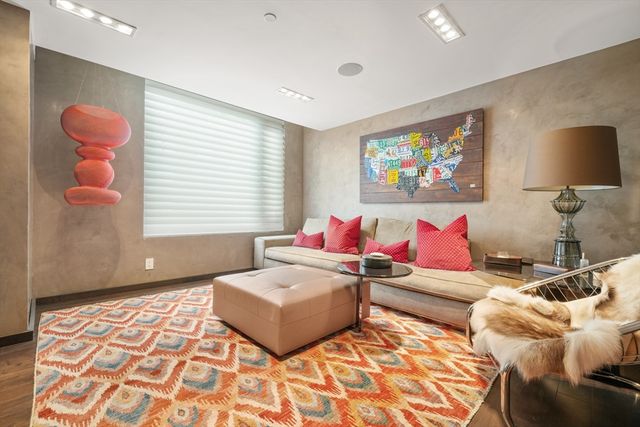 220 Boylston Street 9017, Boston, MA 02116