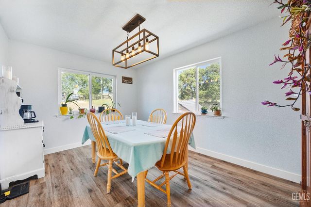 22810 Tom Court, Tehachapi, CA 93561