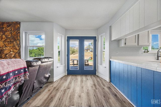 22810 Tom Court, Tehachapi, CA 93561