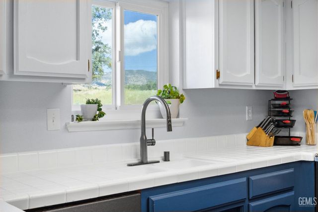 22810 Tom Court, Tehachapi, CA 93561