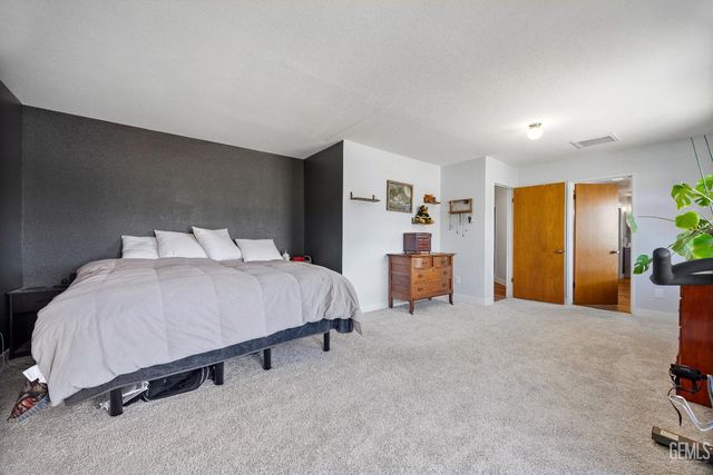 22810 Tom Court, Tehachapi, CA 93561