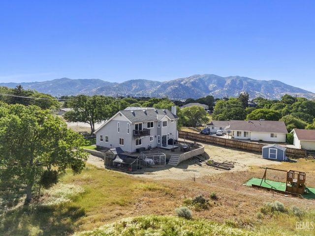 22810 Tom Court, Tehachapi, CA 93561