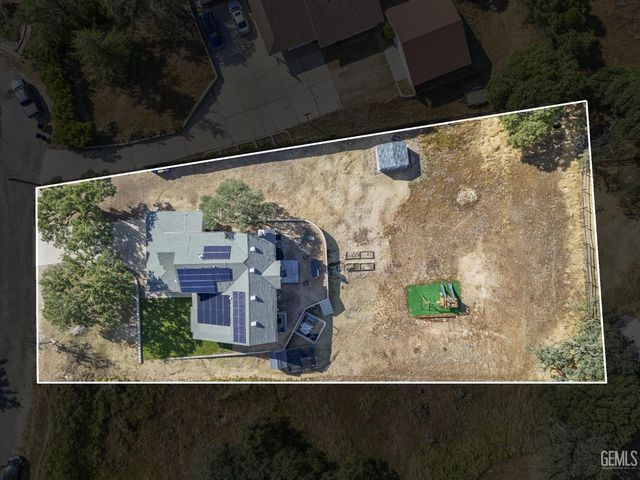 22810 Tom Court, Tehachapi, CA 93561