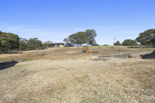 22810 Tom Court, Tehachapi, CA 93561