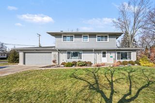 2051 Ascot Road, Ann Arbor, MI 48103