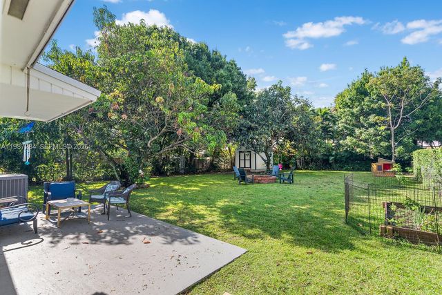 1724 SW 4th St, Fort Lauderdale, FL 33312