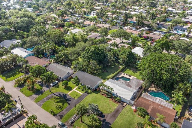 1724 SW 4th St, Fort Lauderdale, FL 33312