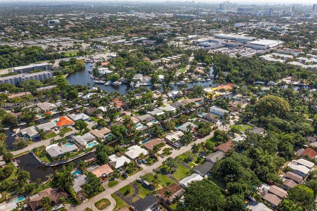 1724 SW 4th St, Fort Lauderdale, FL 33312