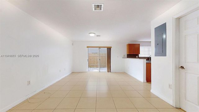 14162 SW 260th St 104, Homestead, FL 33032