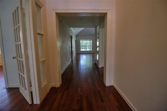 4511 Chestnut Meadow Drive, Sugar Land, TX 77479