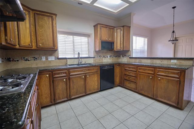 4511 Chestnut Meadow Drive, Sugar Land, TX 77479