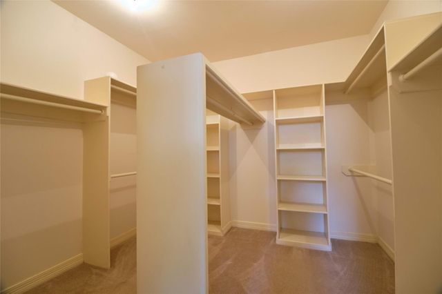 4511 Chestnut Meadow Drive, Sugar Land, TX 77479