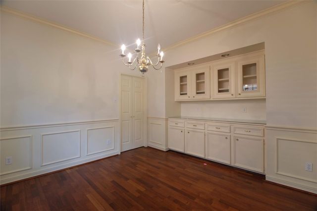 4511 Chestnut Meadow Drive, Sugar Land, TX 77479