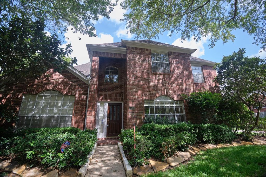 4511 Chestnut Meadow Drive, Sugar Land, TX 77479