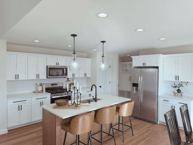 1696 Yorktown Drive, Bourbonnais, IL 60914