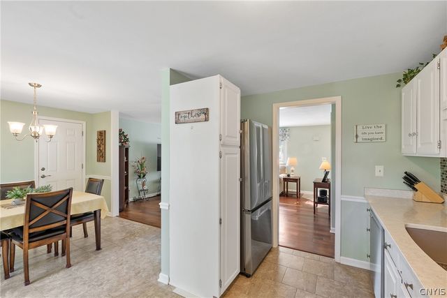 8158 Mantova Drive, Clay, NY 13041