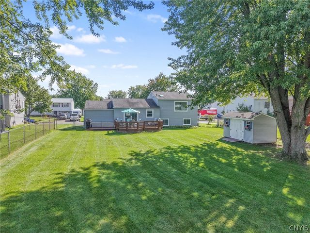 8158 Mantova Drive, Clay, NY 13041