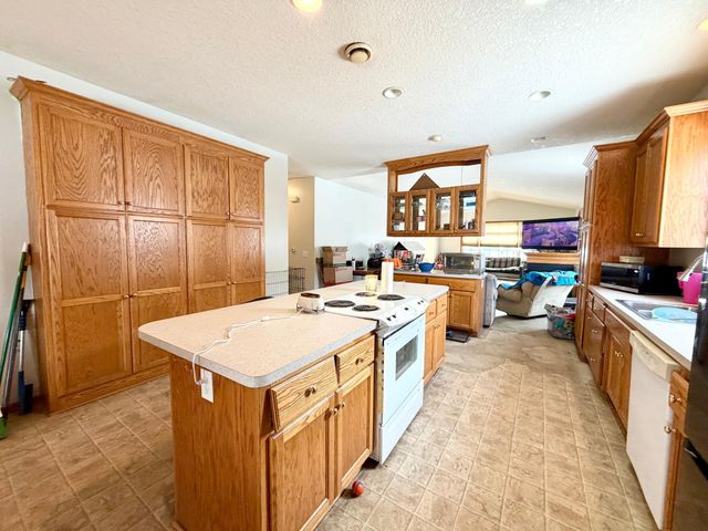 573 Taft Loop S, Cambridge, MN 55008