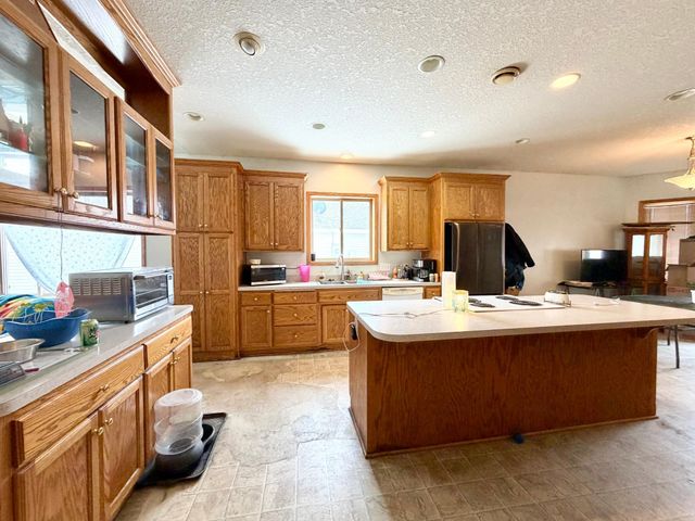 573 Taft Loop S, Cambridge, MN 55008