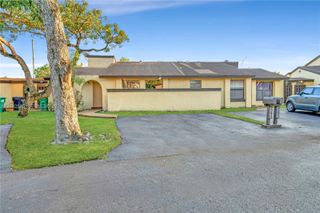 12704 SW 71st Ter, Miami, FL 33183