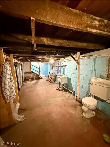 1 Hickory Avenue, Moundsville, WV 26041