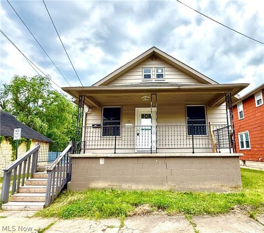 1 Hickory Avenue, Moundsville, WV 26041