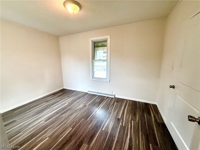 1 Hickory Avenue, Moundsville, WV 26041