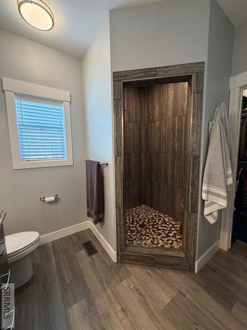 817 Harborside Loop, Blackfoot, ID 83221