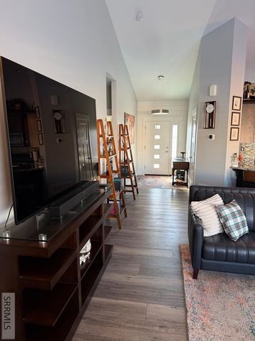 817 Harborside Loop, Blackfoot, ID 83221